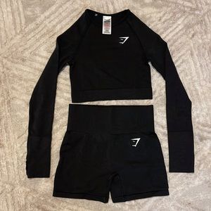 Gymshark Adapt Seamless Crop & Shorts | Black